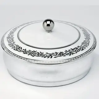 THG MARQUISE BLANC DECOR PLATINE Китайская лакированная коробка с белой керамической крышкой &Oslash;180 мм., big size, декор платина, цвет: серебро