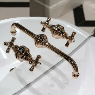 Devon&Devon Kalos Смеситель Austin настенный на 3 отв, цвет светлое золото KALOS/AUST-3FOT