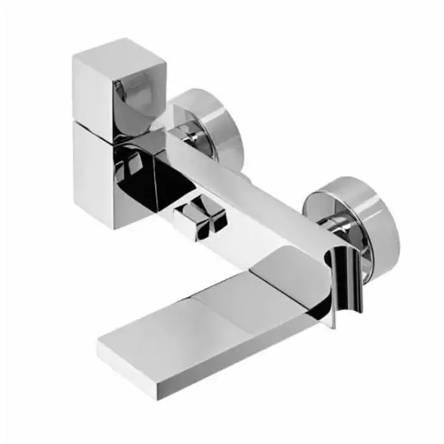 Bossini Cube Смеситель наружный с девиатором, держатель для душевой лейки  с гибким соединением 1/2