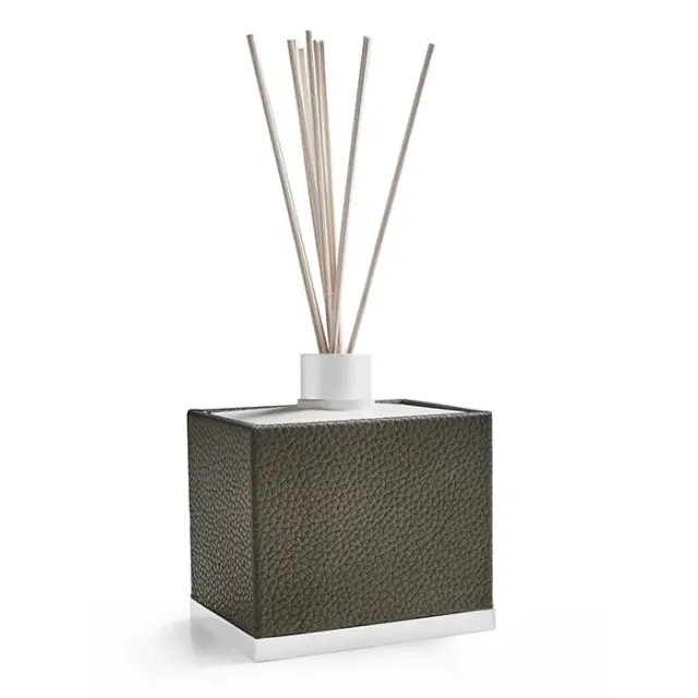 3SC Milano Ароматический диффузор, настольный, цвет коричневая эко-кожа белый матовый ML01PABO