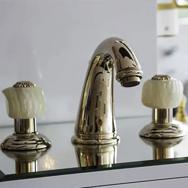 Nicolazzi Onice Смеситель для раковины на 3 отверстия, излив 14 см, цвет латунь 2108OL09O