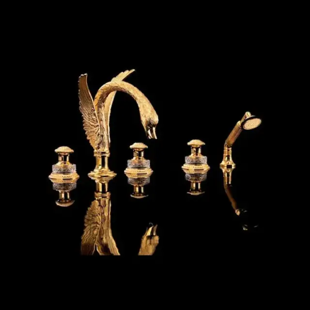 Devon&Devon Excelsior Swan Смеситель для установки на борт ванны, цвет золото 24к. EXC-SW150GK